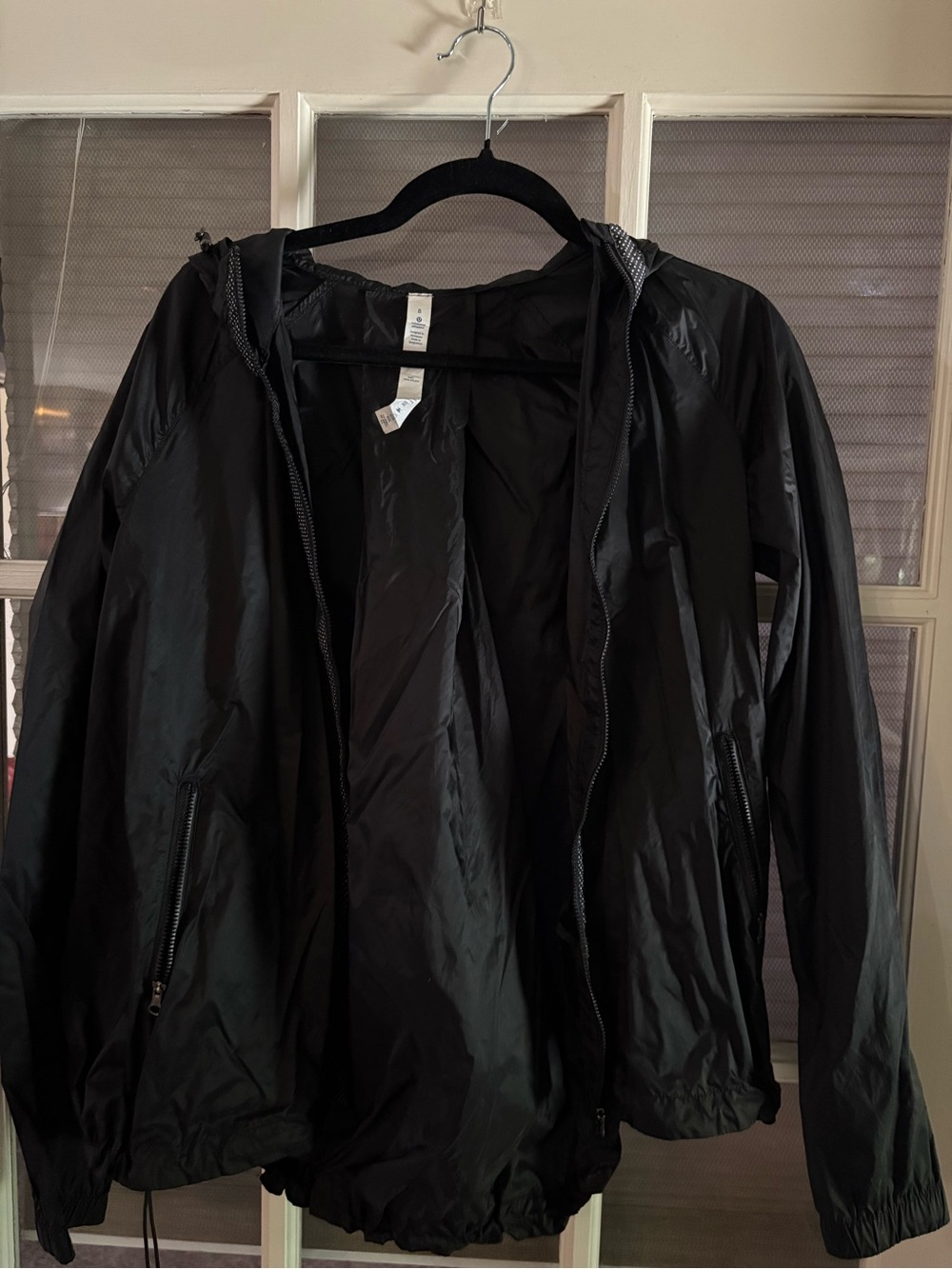 Women’s Lululemon Black Lightweight Hooded Rain Jacket